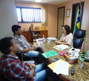 Jovens de Lagarto com a deputada Goretti Reis