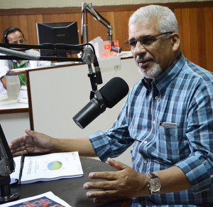 Jorge Carvalho durante entrevista (Foto Maria Odília)