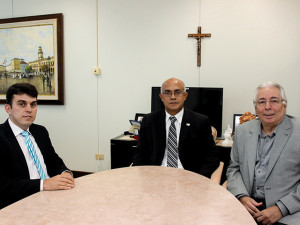 Conselheiro Luiz Augusto Ribeiro, (TCE/SE) em visita ao presidente do TCE da Bahia (Foto: Ascom)