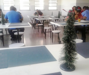 Refeitório em clima de Natal