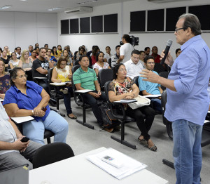 Capacitação na sede da Seed (Foto: Maria Odília) 