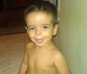 Pedro de aproximadamente 2 anos