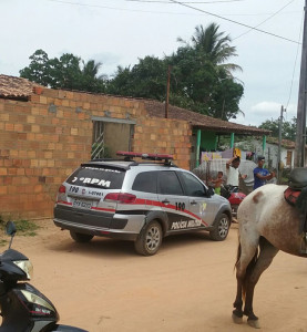 Policiais do 7° BPM no local