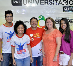 Alunos durante revisão do Enem (Fotos: Janaína Santos)