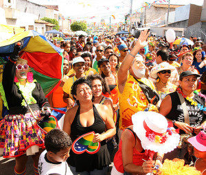 Bloco Rasgadinho já é tradição em Aracaju