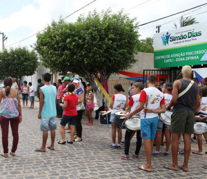 Carnaval no CAPS de Simão Dias