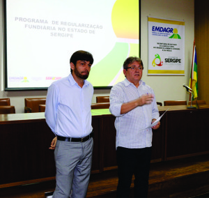 Secretário Esmeraldo Leal durante encontro em Poço Verde (Foto: Ascom/Emdagro)