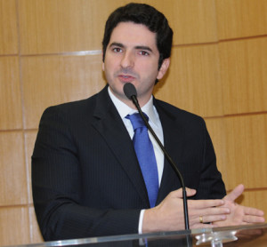 Deputado estadual Gustinho Ribeiro