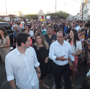 Deputado prestigia procissão em Lagarto