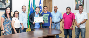 Prefeito, vice-prefeito e secretários municipais